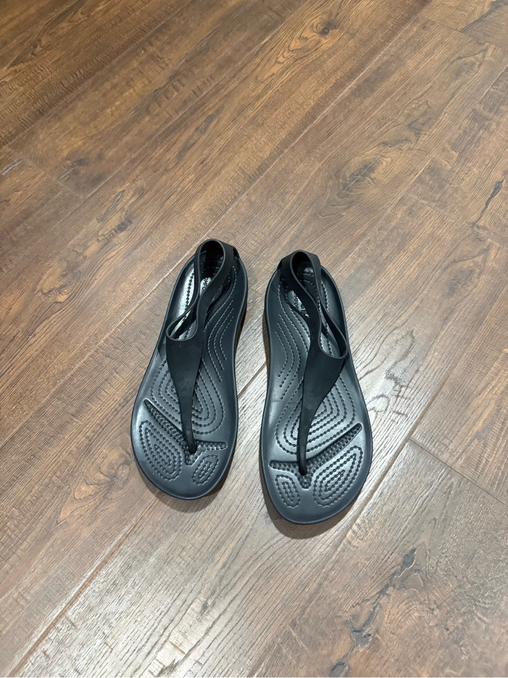 Crocs Sexi Flip Serena Black T-Strap Slingback Sandals Women’s Size 8